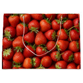 Bright Red Summer Strawberry Harvest Pattern Groot Cadeauzakje (Voorkant)