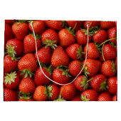 Bright Red Summer Strawberry Harvest Pattern Groot Cadeauzakje (Achterkant)