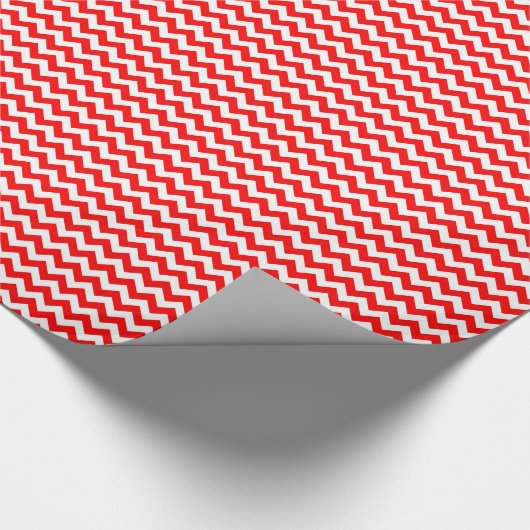 Bright Red White Chevron Zig Zag Pattern Cadeaupapier (Hoek)