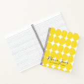 BRIGHT RETRO LARGE HAND GETROKKEN GEEL POLKA DOTS NOTITIEBOEK (Binnen)