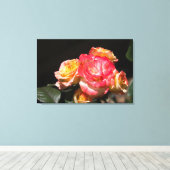 Bright Rozen Bouquet Canvas Afdruk (Insitu (Houten vloer))