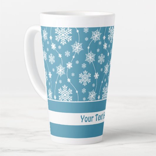 Bright Sky Blue Winter White Snowflake Pattern Latte Mok (Linkerhoek)