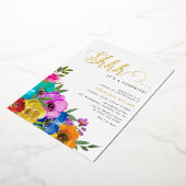 Bright & Stor Florals Shhh Surprise Birthday Gold Folie Uitnodiging (Gedraaid)