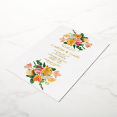 Bright Summer Floral Bouquet Wedding Folie Uitnodiging (Gedraaid)
