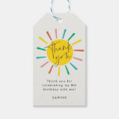 Bright Sun Script Kinderen Verjaardagsfeestje Beda Cadeaulabel (Voorkant)