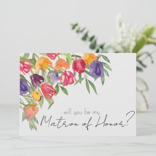 Bright Tulips en Greenery Matron of Honor Kaart (Staand voorkant)