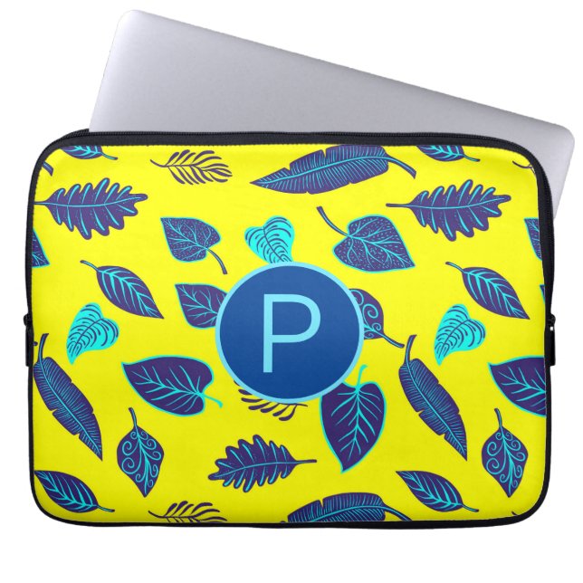 Bright Yellow Tropical Leaf Pattern Monogram Laptop Sleeve (Voorkant)