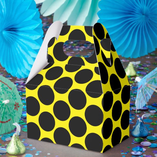 Bright Yellow with Black Dot Style Gable Bedankdoosjes (Feest)