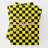 Bright Yellow with Black Square Pattern Style Inpakpapier Vel (In situ)