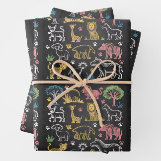 Brightly colored jungle animals and trees inpakpapier vel