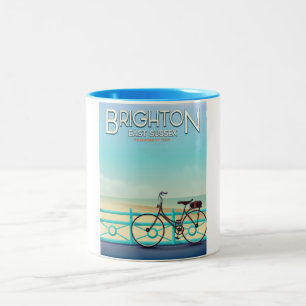 Brighton, East Sussex vintage reisposter. Tweekleurige Koffiemok
