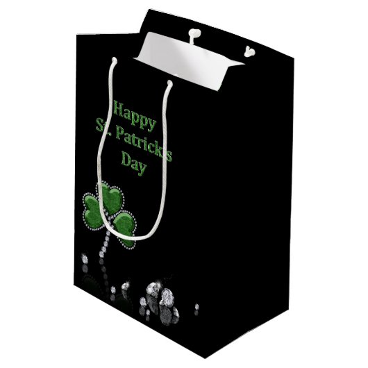 Briljant Happy St. Patrick's Day Diamonds Medium Cadeauzakje (Achterkant Gekanteld)