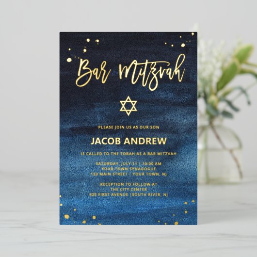 Briljantblauw en goudboog Mitzvah Folie Uitnodiging (Staand Voorkant)