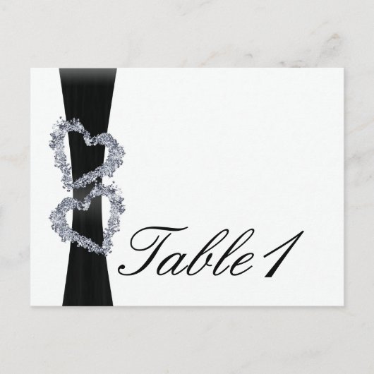 Brilliant Hearts: Zwart Lint en D Tafelnummer (Voorkant)