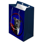 Brindle pitbull met rozen medium cadeauzakje (Voorkant Gekanteld)