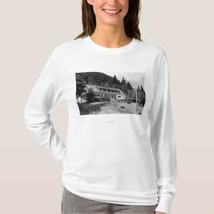 Brinnon, WA Uitzicht van Olympic Inn op Hood Canal T-shirt