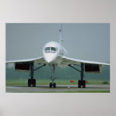 British Airways Concorde, op taxiweg Poster (Voorkant)