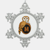 British Barn Owl Moeder Nesting on a Monogram Egg Tin Sneeuwvlok Ornament (Voorkant)