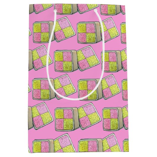 British Battenberg Marzipan Sponge Cake UK Food Medium Cadeauzakje (Voorkant)