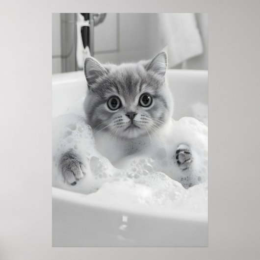 British Shorthair Cat Bath Print, Funny Bathroom Poster (Voorkant)