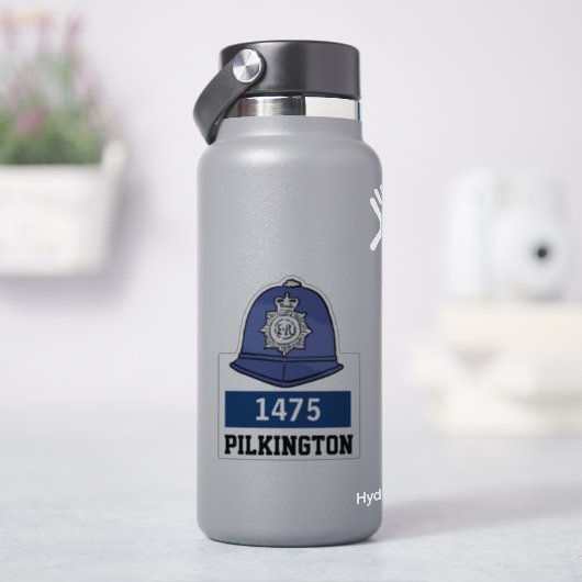 Britse politieagent helm met naam en nummer sticker (HydroFlask)