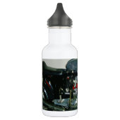 Britse Triton-motorfiets. Waterfles (Links)