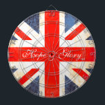 Britse vlag antiqued stijl hoop & glorie dart boar dartbord<br><div class="desc">Een antiek vlag dartboard in de Britse stijl in rode, witte en blauwe tinten. Ontworpen met behulp van de union jack, vlag van Groot-Brittannië en het toevoegen van een beetje behandeling. Met de sportieve en vaderlandslievende woorden Hope & Glory. Geproduceerd door Sarah Trett. Zou er geweldig uitzien in een Britse...</div>