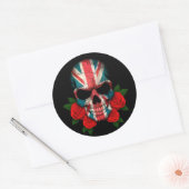 Britse vlag schedel met rode rozen ronde sticker (Envelop)