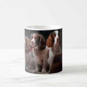 Brittany Spaniel Besneeuwde slee Kerstmis decorati Koffiemok