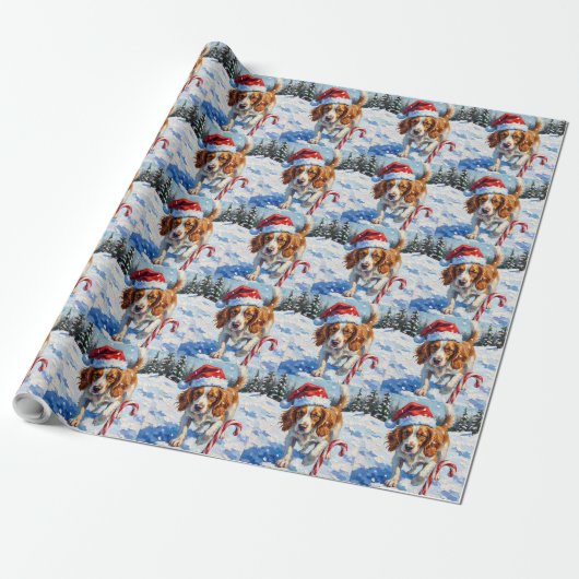 Brittany Spaniel Dog Pointing at Christmas Candy Cadeaupapier (Uitgerold)