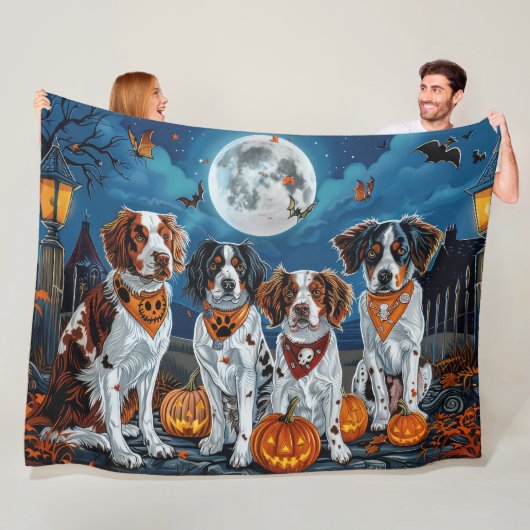 Brittany Spaniel Halloween Spooky Fleece Deken (In situ)