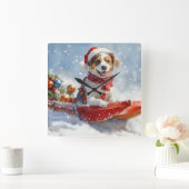 Brittany Spaniel Hond in Sledge Kerstmis Vierkante Klok (Huis)
