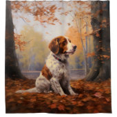 Brittany Spaniel in herfstbladeren val inspireert Douchegordijn (Voorkant)
