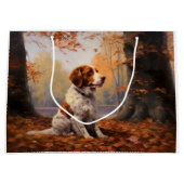 Brittany Spaniel in herfstbladeren val inspireert Groot Cadeauzakje (Voorkant)
