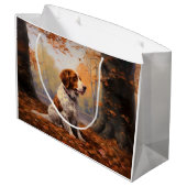 Brittany Spaniel in herfstbladeren val inspireert Groot Cadeauzakje (Achterkant Gekanteld)