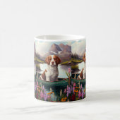 Brittany Spaniel op een peddel: Een Schilderachtig Koffiemok (Center)