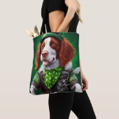 Brittany Spaniel rijdt fiets St. Patrick's Day Tote Bag (Dichtbij)