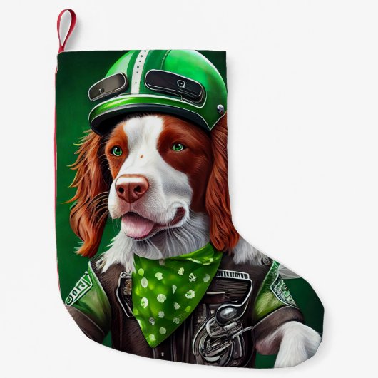 Brittany Spaniel rijdt op fiets St. Patrick's Day Kleine Kerstsok (Voorkant)