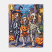 Brittany Spaniel Trick-or-Treating in Halloween Fleece Deken (Voorkant)