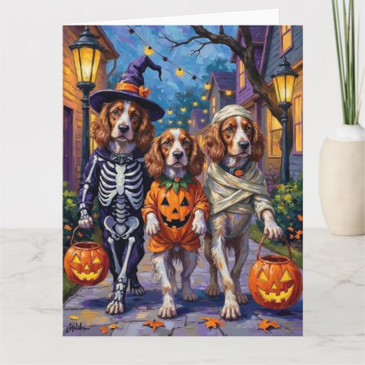 Brittany Spaniel Trick-or-Treating in Halloween Kaart (Voorkant)