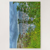 Brixham Marina: Kustzicht door de bladeren Legpuzzel (Verticaal)