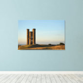 Broadway Tower, Cotswolds canvas print (Insitu (Houten vloer))
