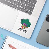 Broc Star Funny Brocolli Rock Star Pun Sticker (Laptop met iPhone)
