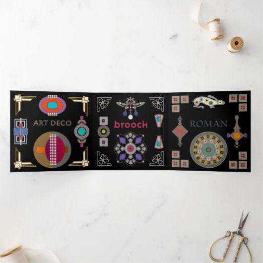 Broche Zwart Achtergrond Trifold Kaart (Binnen)