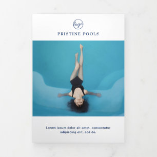 Brochure over poolservice Zakenmarineblauw drievou Drieluik Kaart