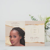 Brochure over tweeledig papierformaat in papierfor (Staand voorkant)