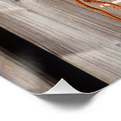 Broedkast vogelhuisje dat beklommen fubby's perfect poster (Hoek)