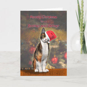 Broer en partner, grappige kat in een kerst pet feestdagen kaart