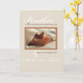 Broer en zuster-in-law Gefeliciteerd Nieuwe baby Kaart (Gele Bloem)