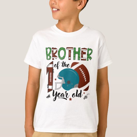 Broer van de 1 jaar oude voetballer 1e verjaardag t-shirt (Voorkant)